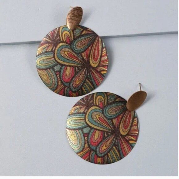 ⭐️❤️FREE Spiral Paisley Boho Peasant Hipster Feather Art Artsy Chic Hip Earrings - Picture 3 of 3